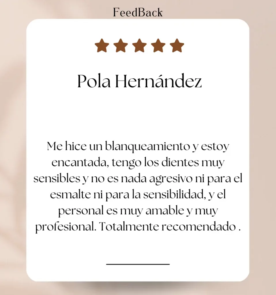 Reseña de Pola Hernández: Cliente encantada con el blanqueamiento dental en White, destacando que el tratamiento es apto para dientes sensibles y realizado por un equipo amable y profesional.